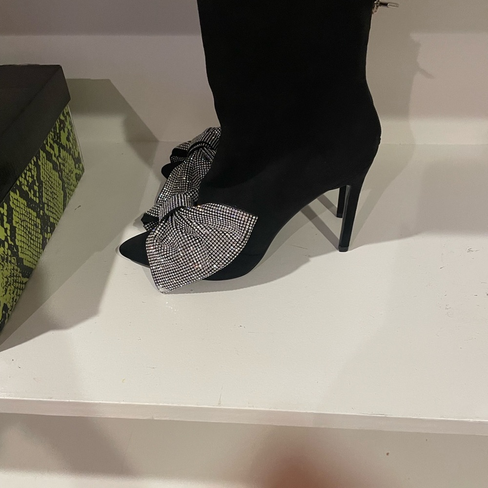 Black suede bling bow ankle boot size 7.